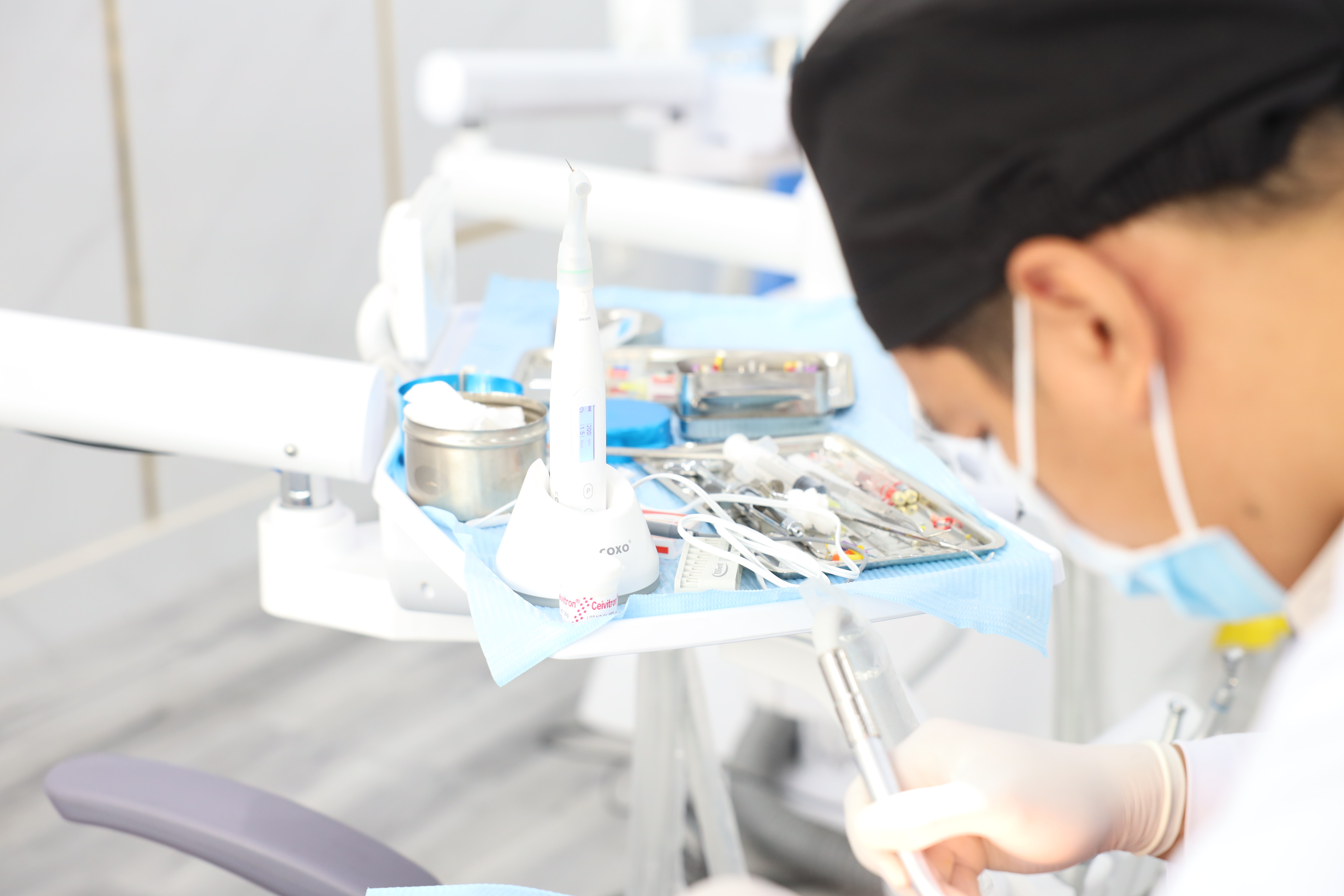 Máy nội nha định vị chóp Coxo được ứng dụng trong điều trị tủy tại Home Dentist